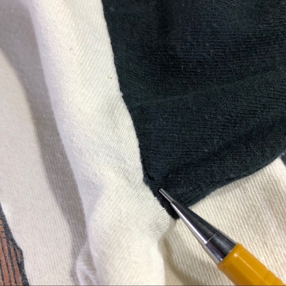 Taz Looney Tunes 1994 Warner Bros Travel Safari Vintage Button Off White T Shirt - Picture 9 of 14